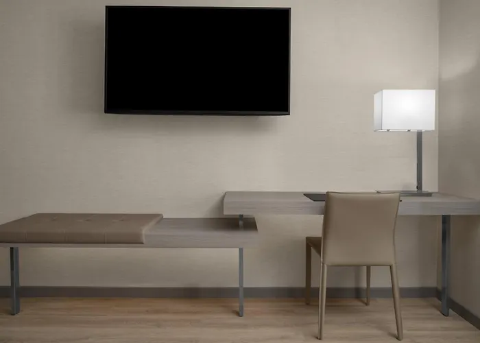 Ac Hotel By Marriott Miami Dadeland